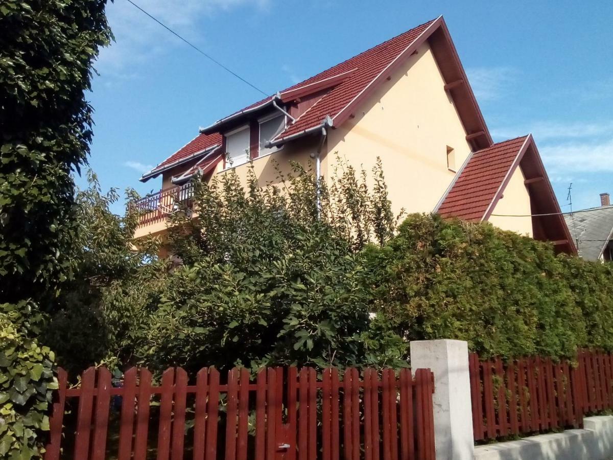 Kata Vendeghaz Ξενοδοχείο Balatonfüred Εξωτερικό φωτογραφία